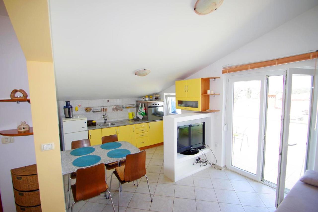 Holiday Apartment Sky, Medulin Buitenkant foto