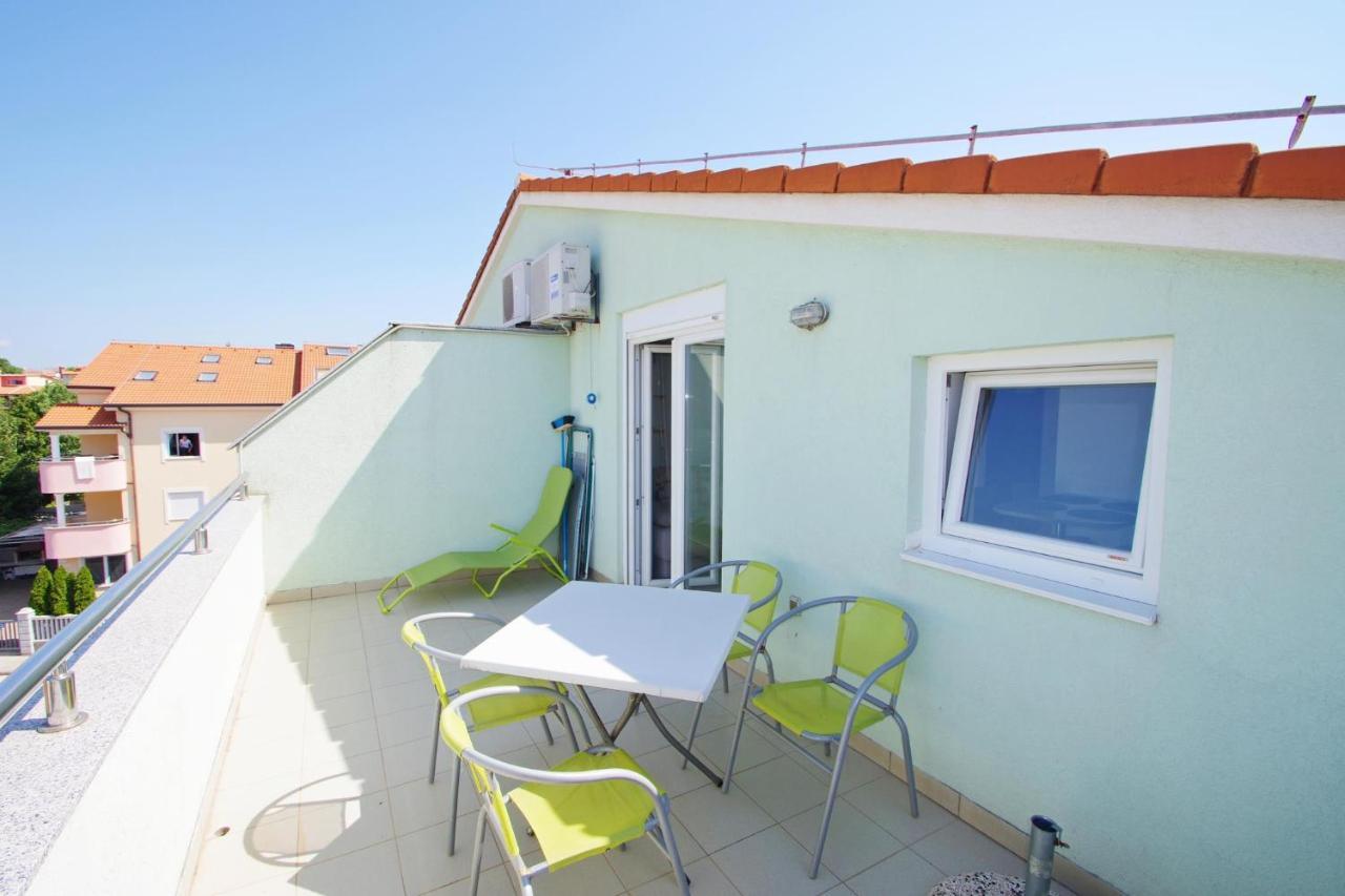 Holiday Apartment Sky, Medulin Buitenkant foto